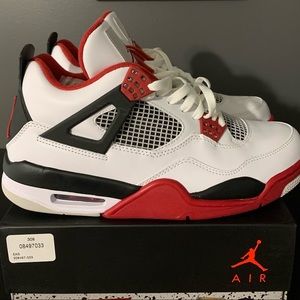 Jordan retro 4